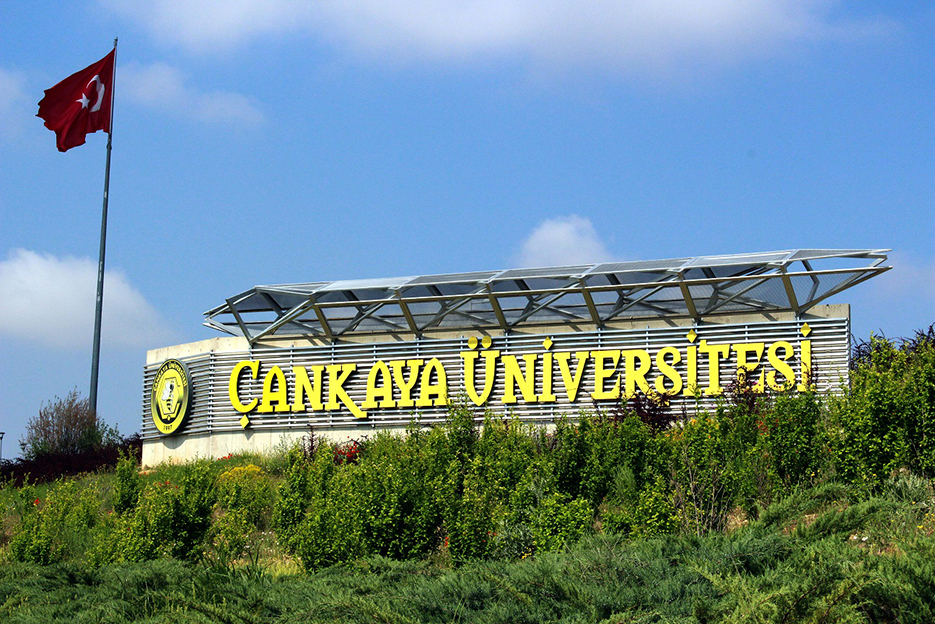Çankaya Üniversitesi THE Dünya Genç Üniversiteler 2022 sıralamasında Türkiye 2.'si