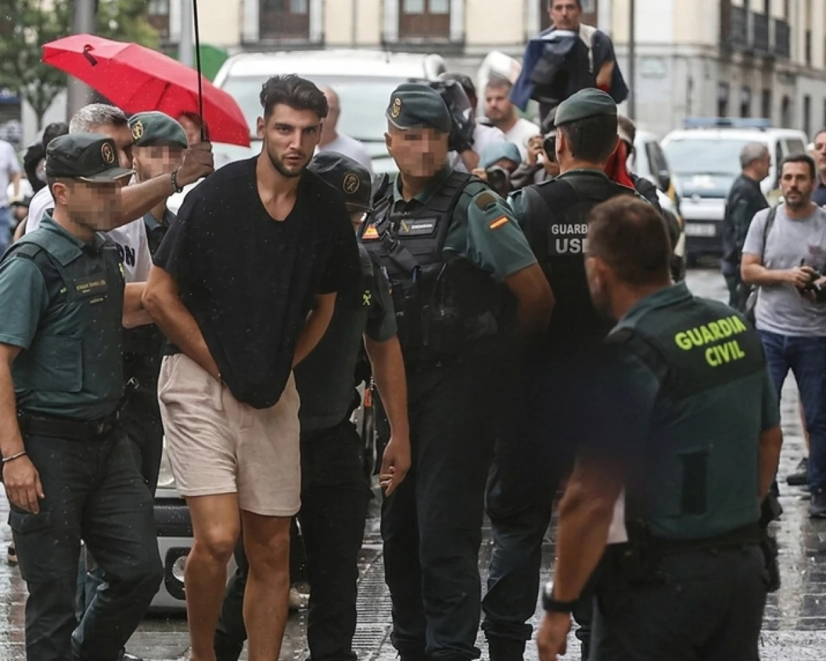 8 bu&ccedil;uk yıl ceza alan Rafa Mir Gen&ccedil;lerbirliği&rsquo;ne &ouml;nerildi