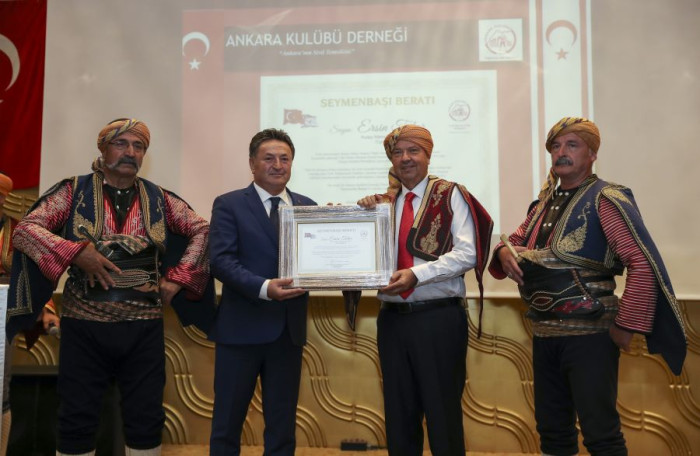 Ankara Kulübü Derneği’nden, Ersin Tatar’a Seymenbaşı Beratı