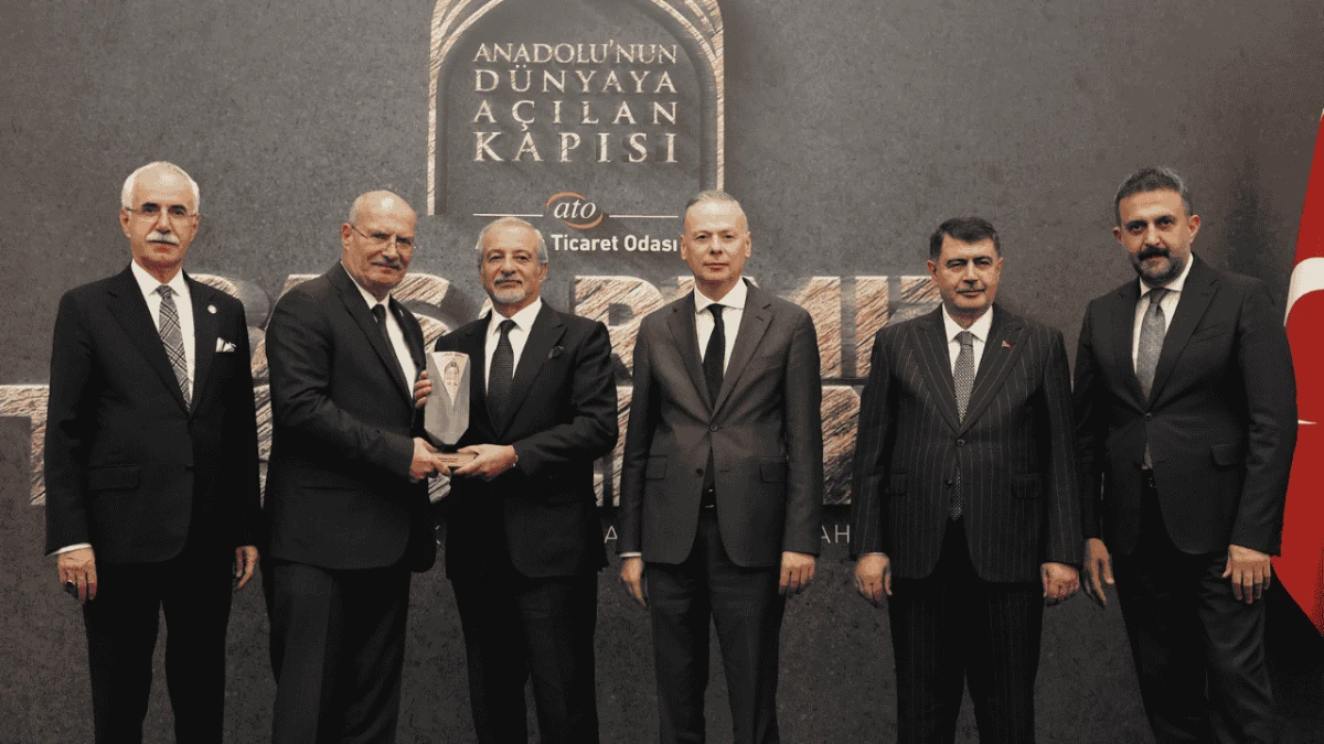 Ankara Ticaret Odası'ndan dünyanın en büyük müteahhitleri listesine giren Ankaralı firmalara teşekkür