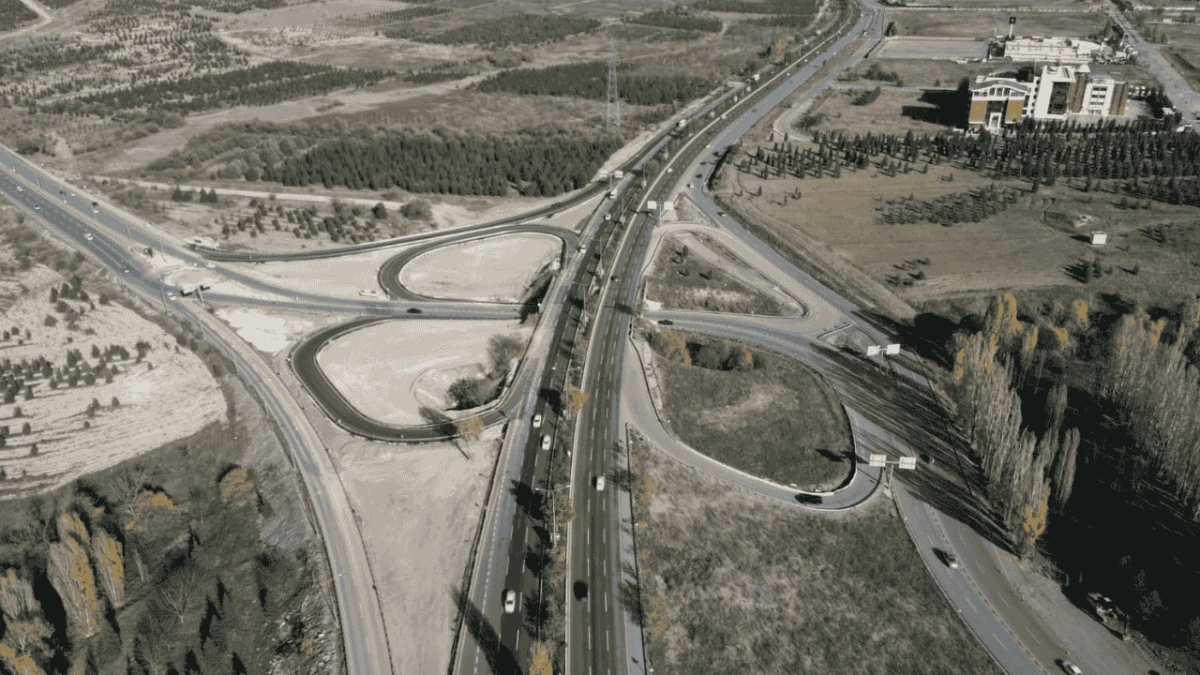 Ankara trafiğine Sabancı-Ankara Bulvarı için yeni yonca tipi kavşak