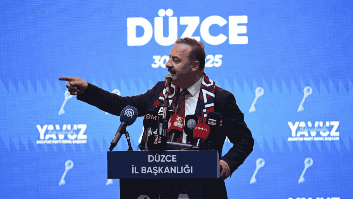 Düzce'de coşkuyla karşılanan Yavuz Ağıralioğlu'ndan uyarı: Su savaşları geliyor!