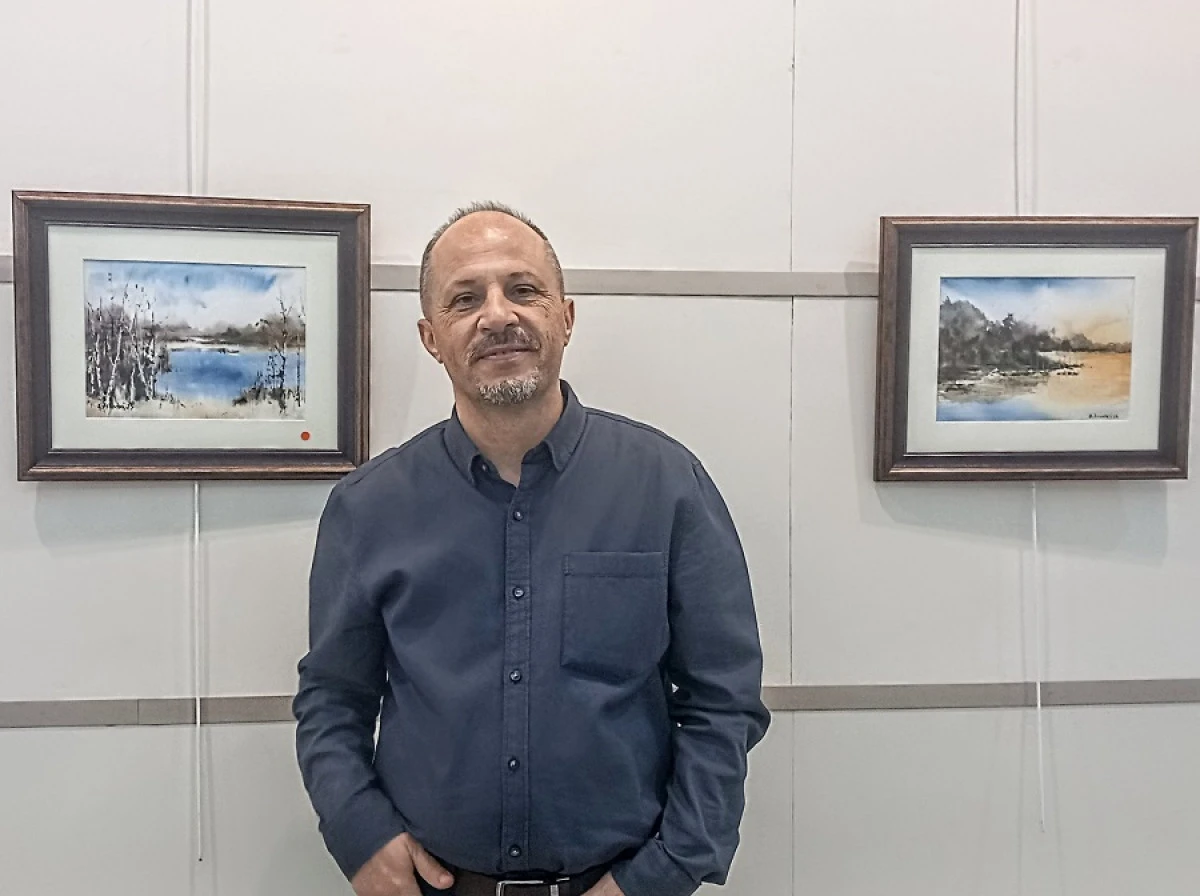 Eczacı-Ressam Oktay Aslantaş Zafer Sanat Galerisi'nde Ankaralı Sanatseverleri Ağırladı