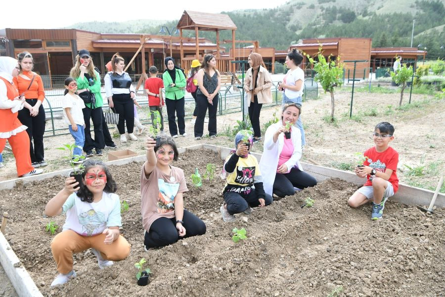Ekolojik Köy Bir Eğitim Kampüsü