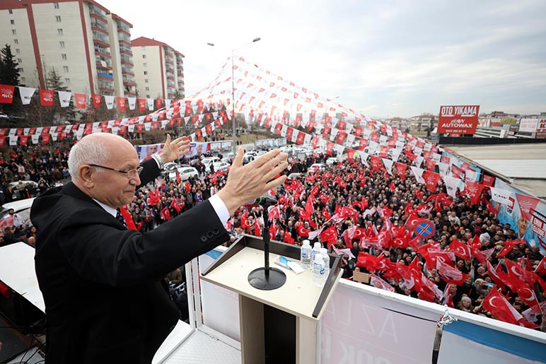 Fethi Yaşar: Cemevi yapan ilk belediye başkanıyım