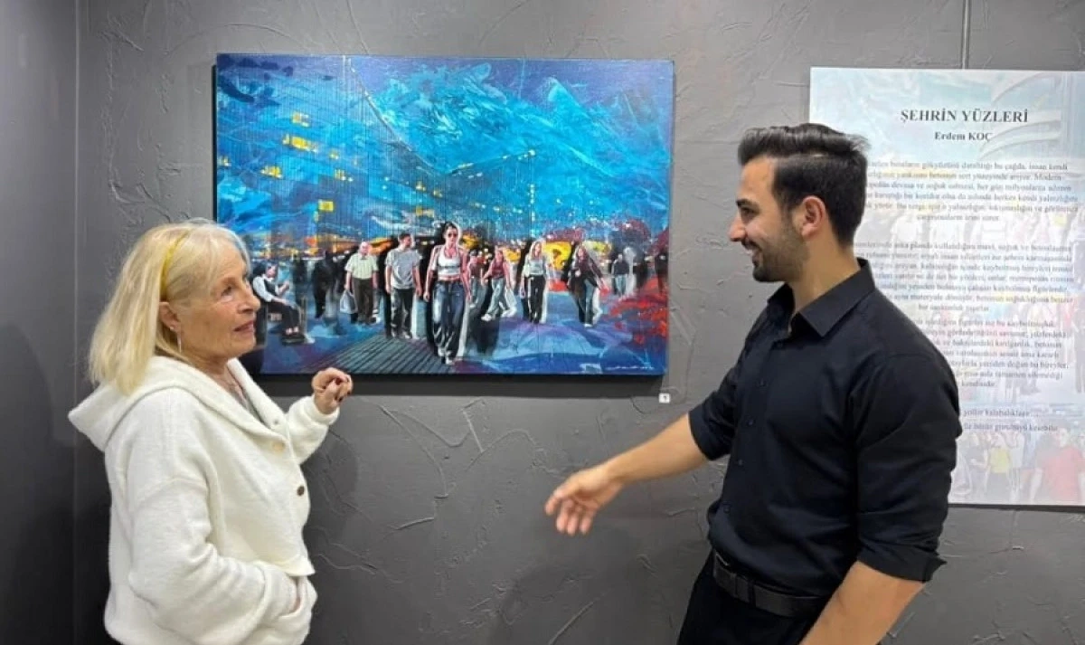 Genç Yetenek Erdem Koç İlk Kişisel Resim Sergisini Açtı