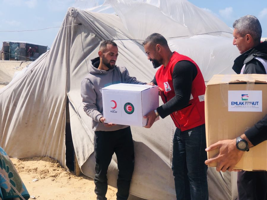 HAK-İŞ’in Yardımları Gazzeli Kardeşlerimize Ulaştırıldı