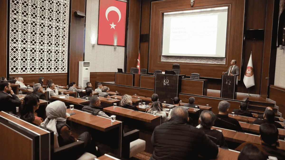 Keçiören Belediyesi personeline taşınmaz mal yönetimi eğitimi