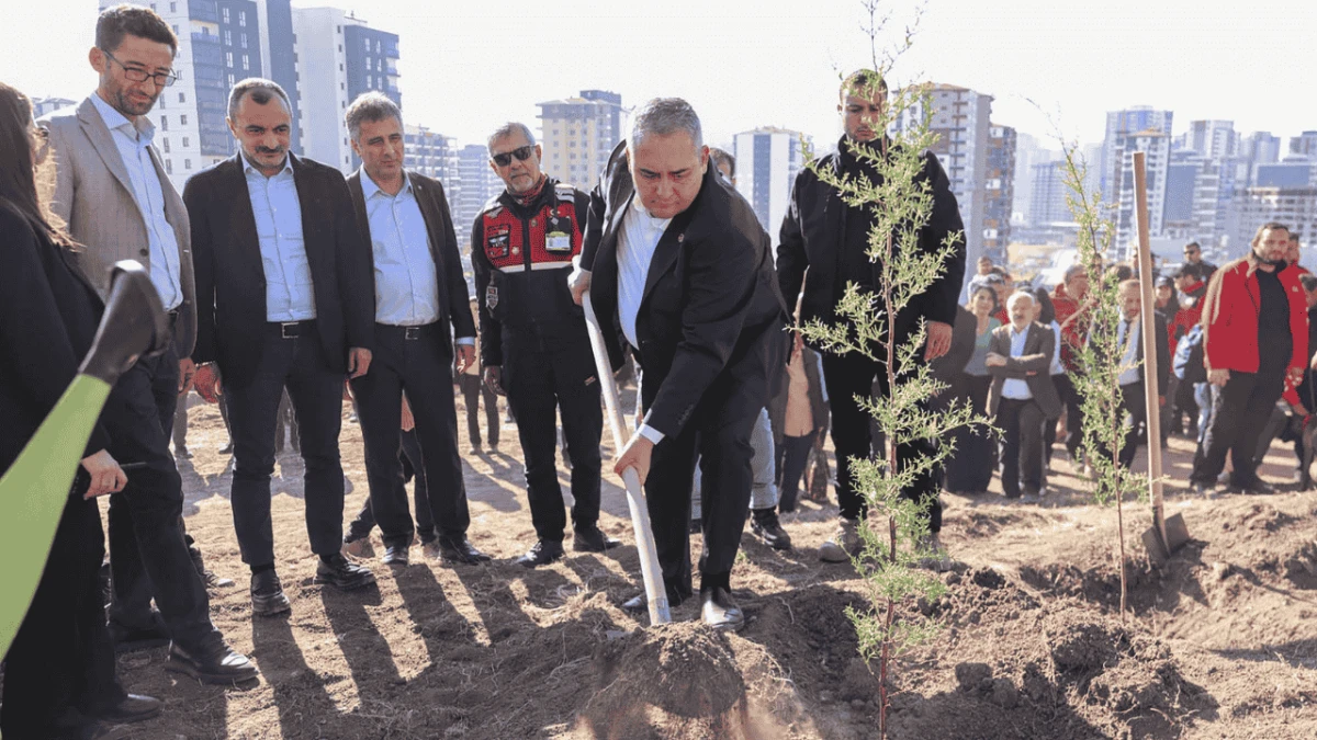 Keçiören Milli Ağaçlandırma Günü'nde yeşillendi