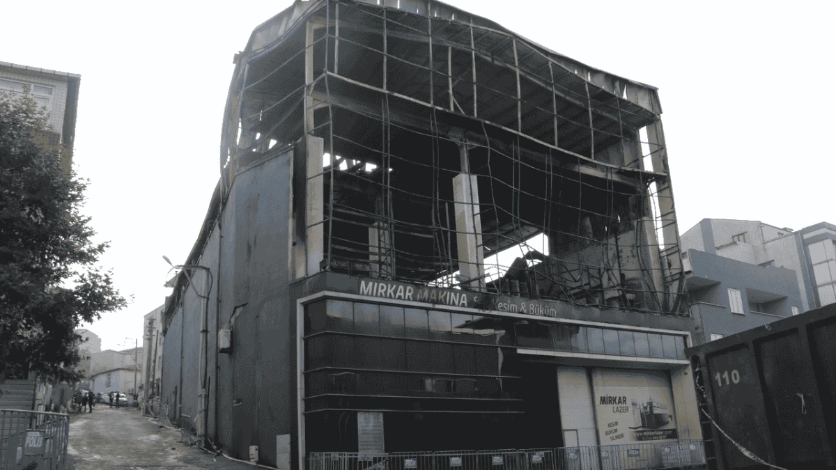 Kozmetik fabrikasındaki yangının çıkış nedeni raporlandı