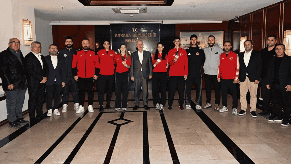 Mansur Yavaş’tan Dünya Şampiyonu sporculara: Gurur duyduk