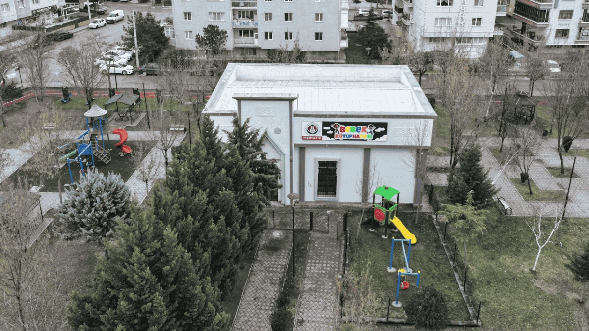 Sincan&rsquo;a ikinci Bebek K&uuml;t&uuml;phanesi: Akşemsettin Mahallesi kitaplarla buluşuyor