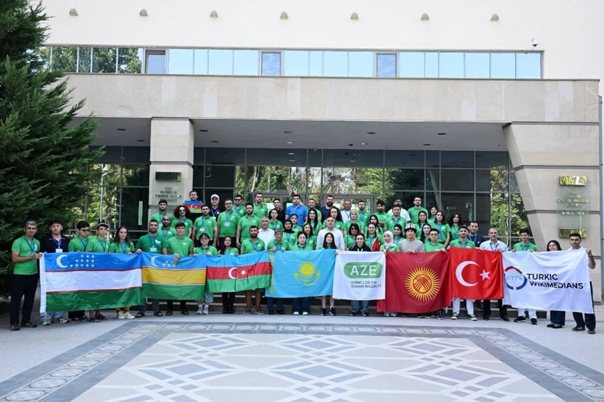 T&uuml;rk d&uuml;nyasının Vikipedi g&ouml;n&uuml;ll&uuml;leri Azerbaycan&rsquo;da bir araya geldi